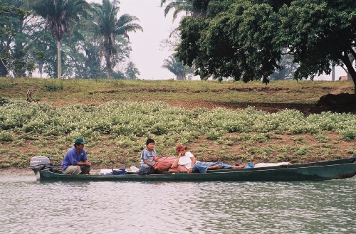 sur le fleuve de la Pasion