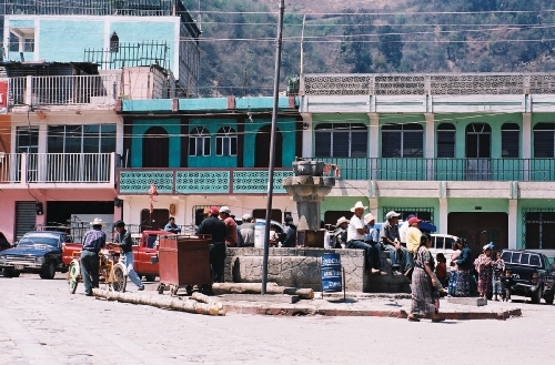 La place de Zunil